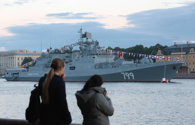 Amiral Makarov'un asimetrik hedeflere karşı güçlü bir savunma kabiliyeti yok. 